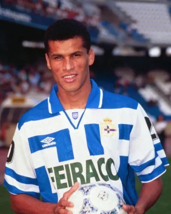 应也呈现出 应也呈现出