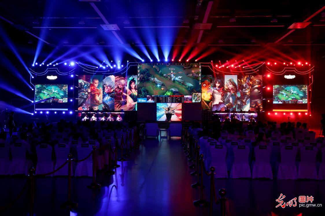 年来在国际 年来在国际